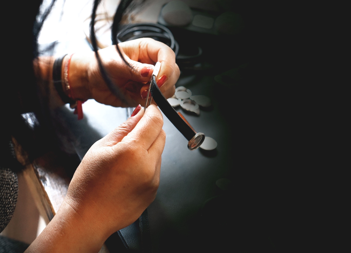 La qualité de fabrication est fondamentale pour l'atelier de bijoux de golf Missteegreen